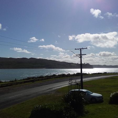 Villa Karoro The Beach Front Bach With Views To Die For! Raglan Exterior foto